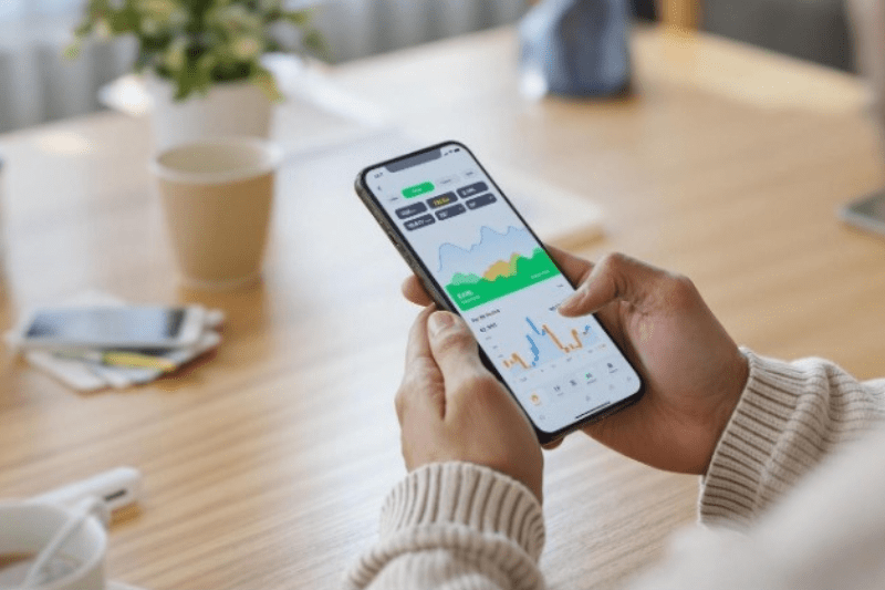 S Corp Distributions Made Simple for Solopreneurs