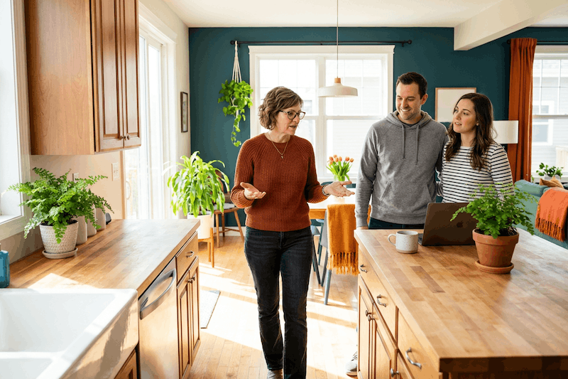 How Are Real Estate Team Leaders Taxed? Commission Splits, Overrides & Payroll Rules Explained